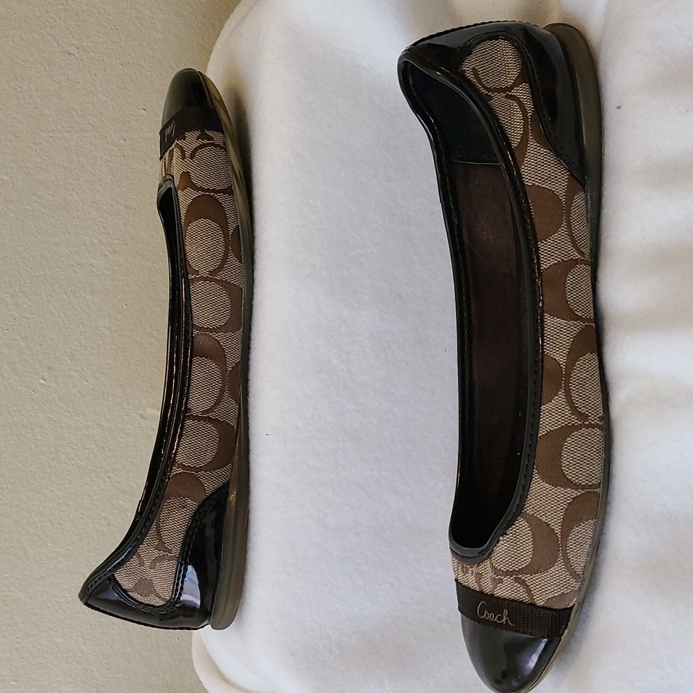 Coach Cecile brown/tan flats size 7.5